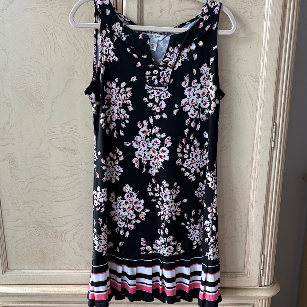 White House Black Market Black and Pink Floral Top